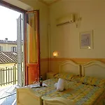 Hotel Desiree