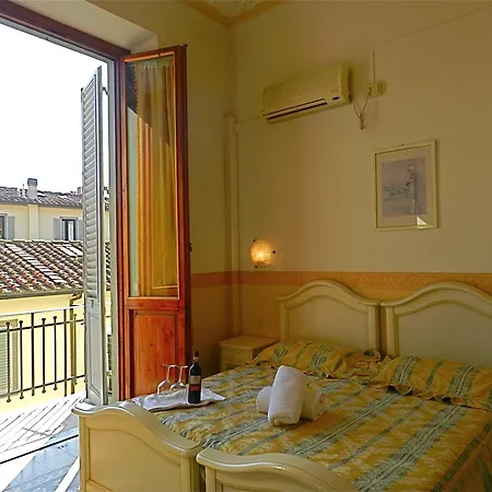 Hotel Desiree