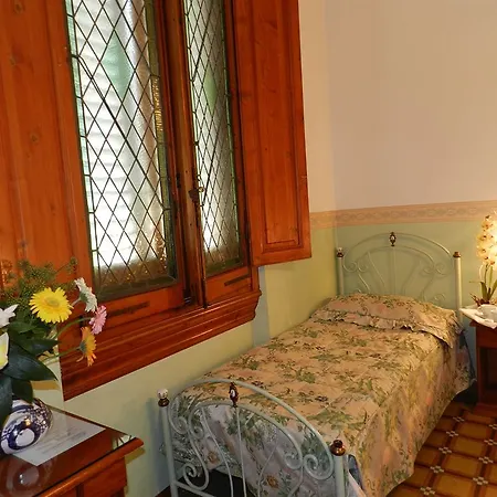 Desiree Hotel