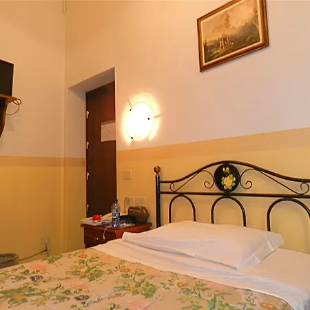 Szálloda Desiree 3*