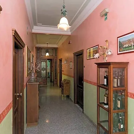 Hotel Desiree 3*