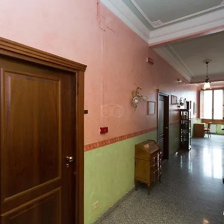 Otel Desiree Floransa