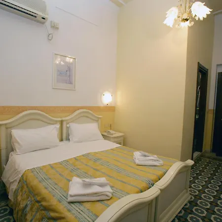 Desiree 3* Firenze