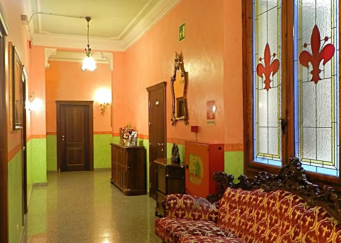 Отель Desiree Флоренция