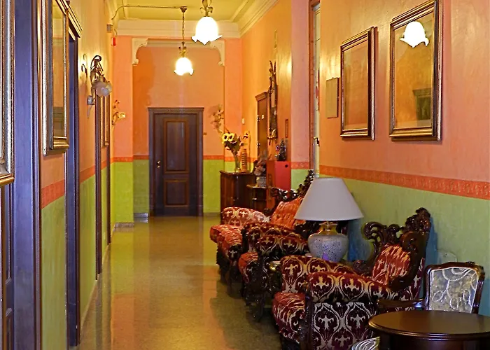 Отель Desiree 3*