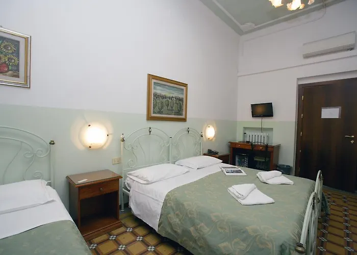 Отель Desiree Флоренция